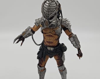 Vintage 1993 Predator Cracked Tusk Action Figure by Kenner [sealed