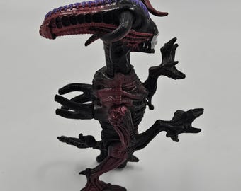 Figura de acción vintage Kenner Aliens Bull Alien Ramming Xenomorph coleccionable