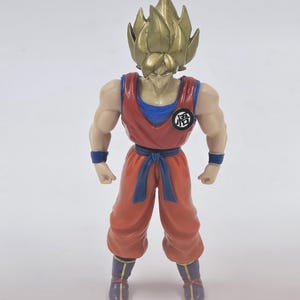 DBZ Dragon Ball Z Super Saiyan Goku Gold Hair Action Figure 5" Irwin Toy 2001