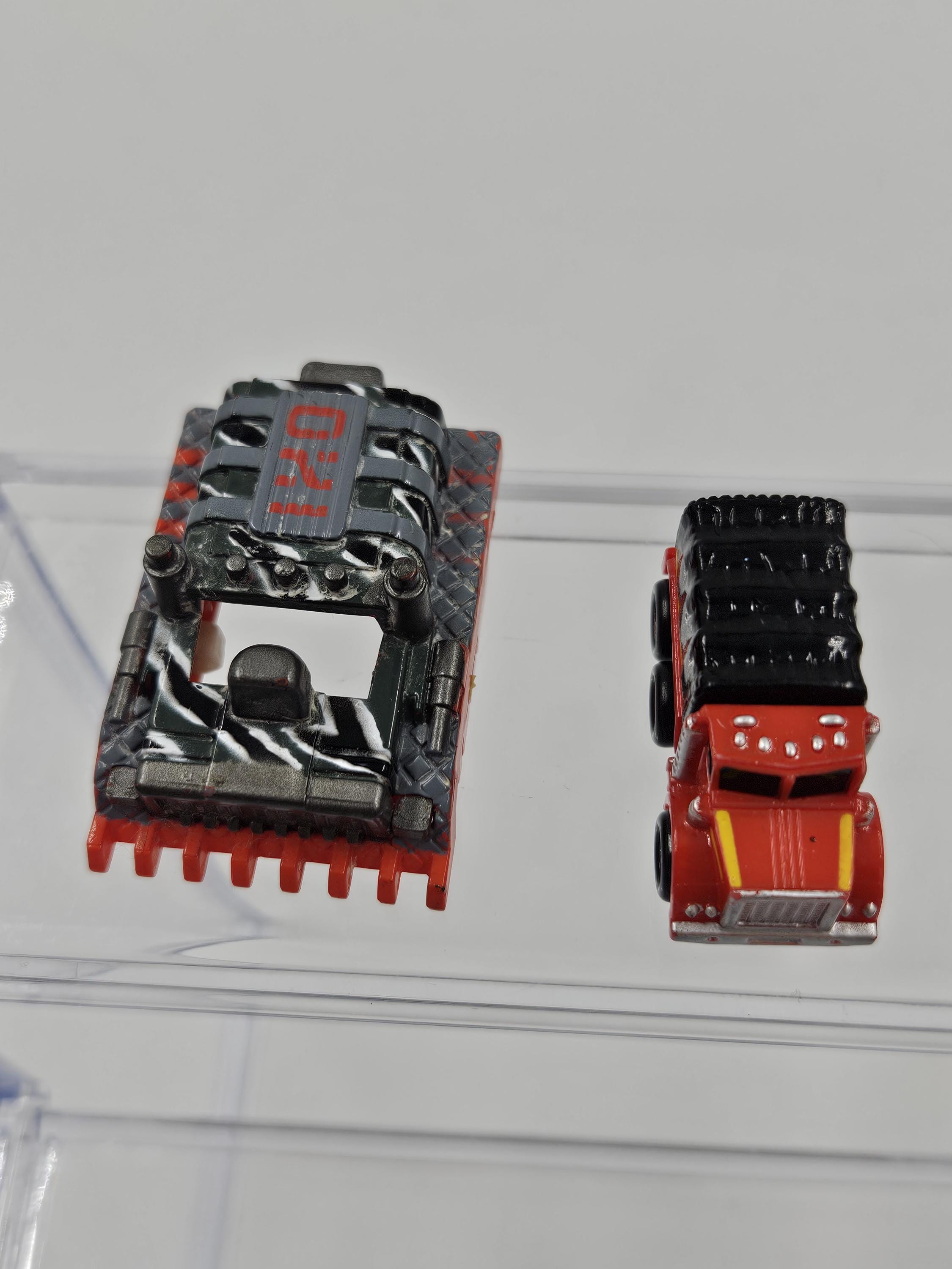 Micro Machines 1989 Highway Warriors Terror Tank & Rammin' Rig No