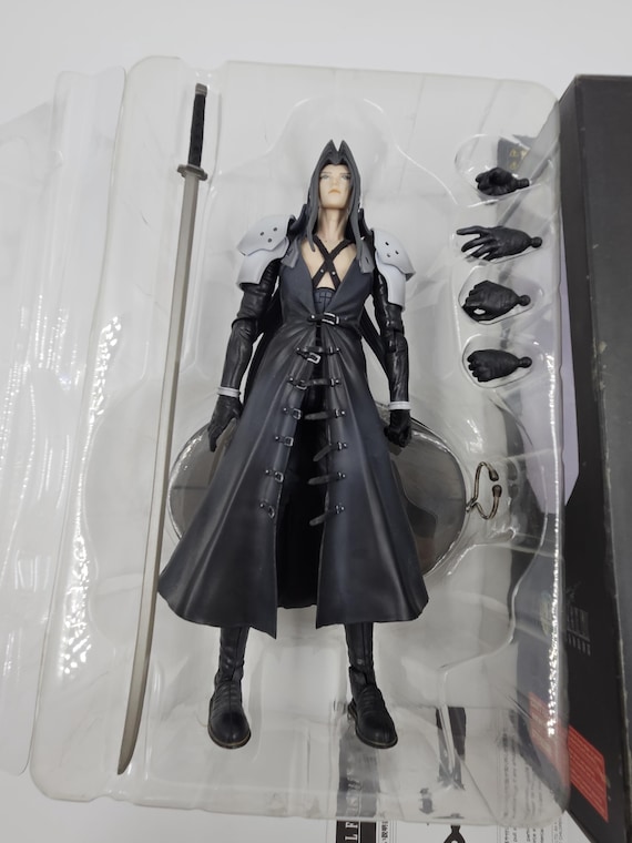 Play Arts Kai Final Fantasy VII: Advent Children Sephiroth