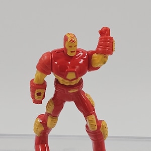 Toy Biz Marvel IRON MAN Die Cast Poseable Action Figure 2-1/2 Inches Ty10 image 1