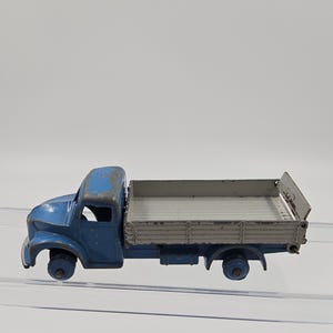 vintage diecast dinky toys Dodge tipping farm truck No Tires 1960s