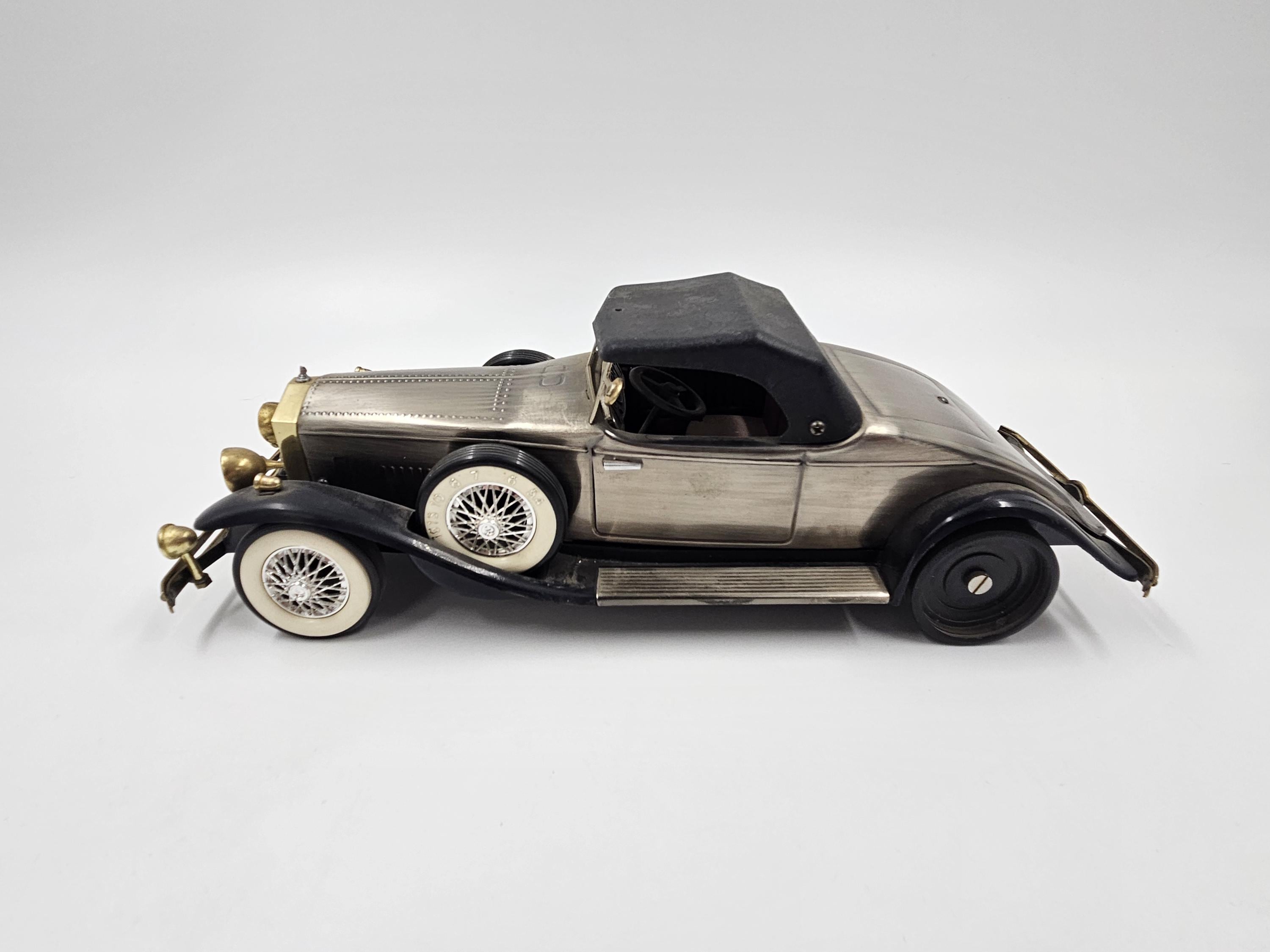 Vintage Collectible 1931 Rolls Royce Model Car W/working AM