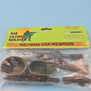 1:18 Scale FW190 - WWII Ultimate Soldier 21st Century Toys 1:18 Scale FW190 - WWII Ultimate Soldier 21st Century Toys