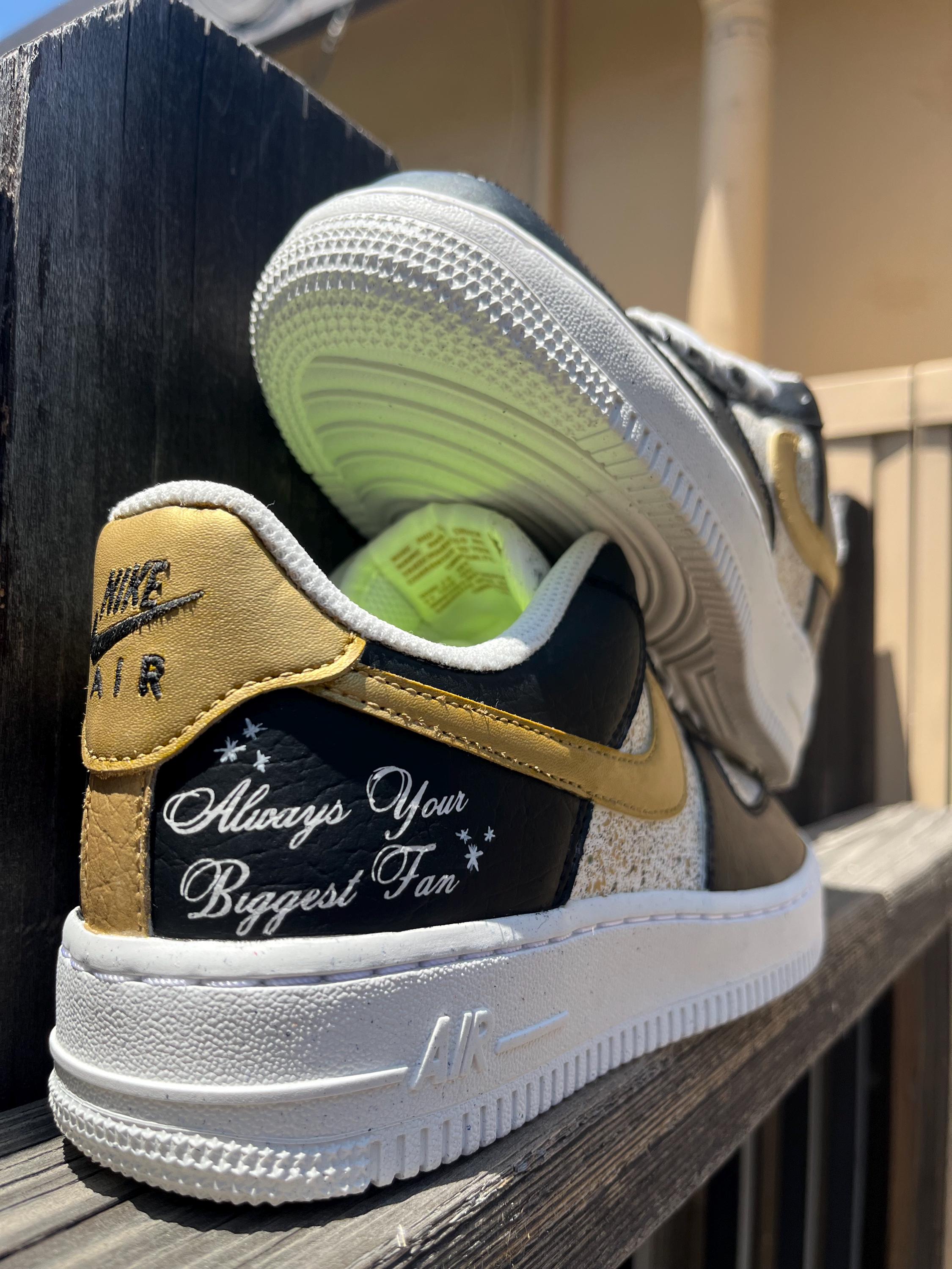 nike air force 1 with gold outline
