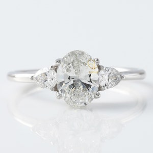 Oval Lab Grown Diamond Engagement Ring: Pear Side Stones, Solid Gold