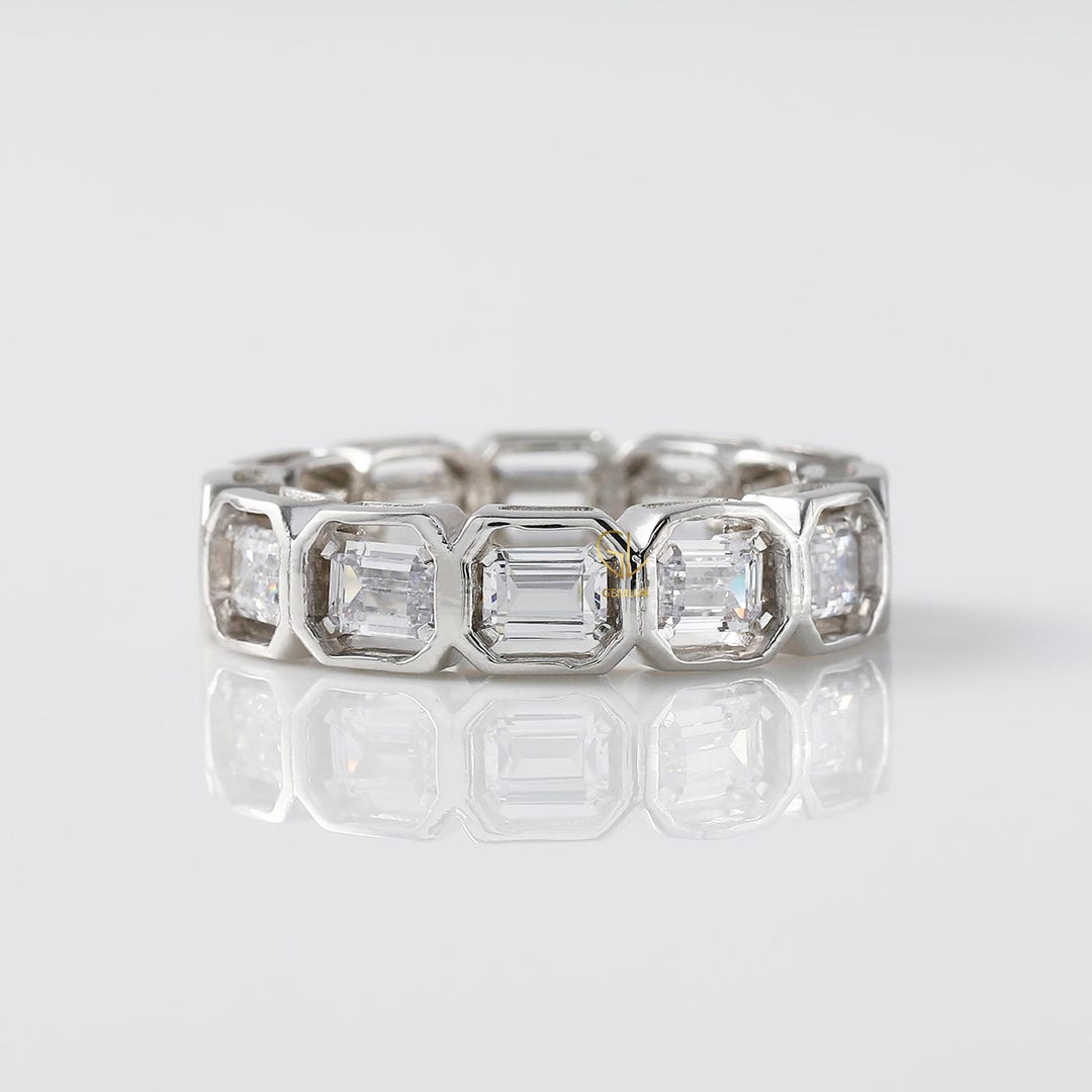 Emerald Cut Lab Grown Diamond Eternity Band, 14K Gold Full Circle Ring ...