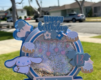 Cinnamon roll cake topper