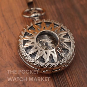 The Alvarez - Signature Mechanical Pocket Watch with Metal Chain and Engraving - Silver Pocketwatch * Anniversary * Wedding * Birthday Gift