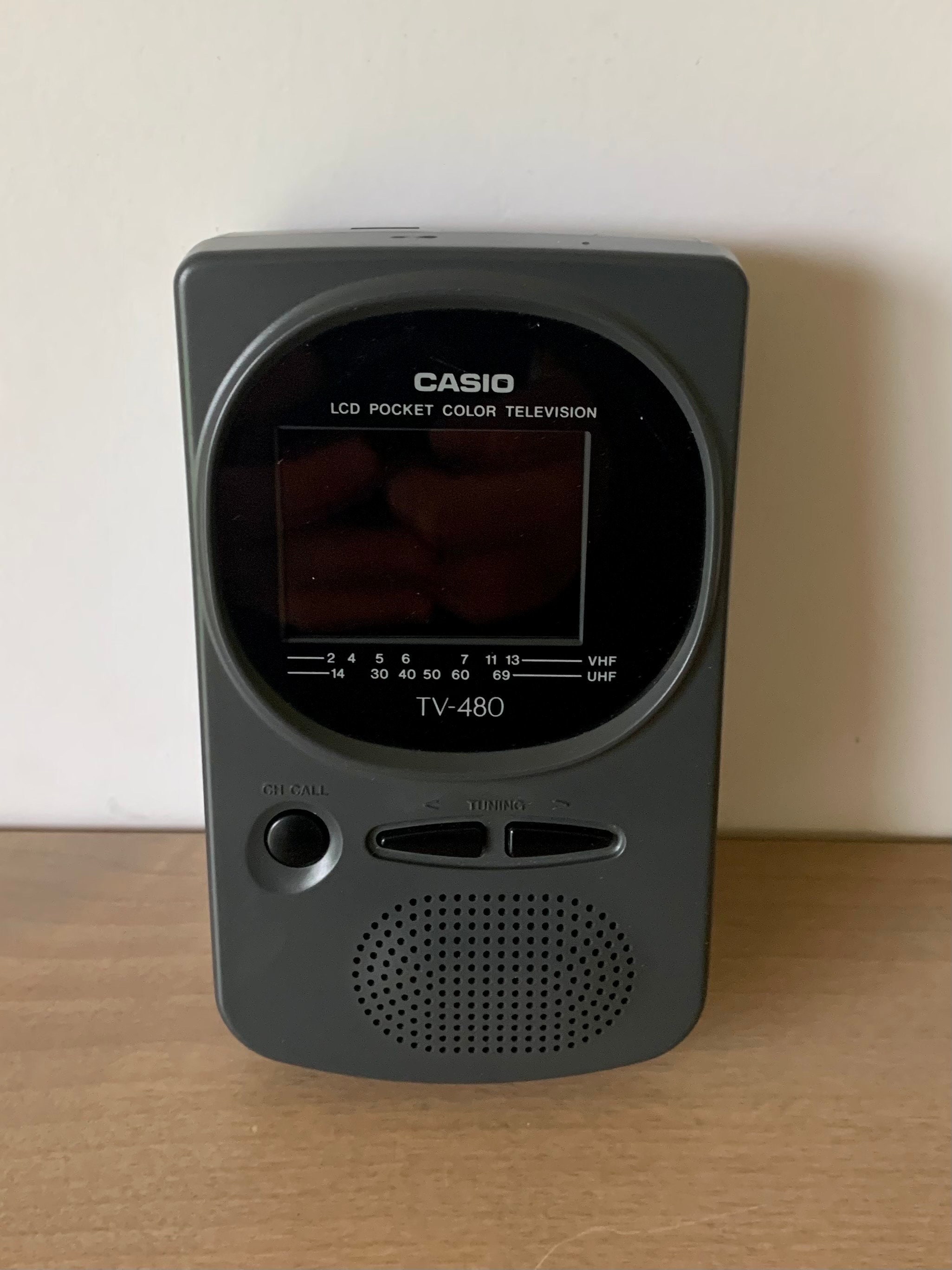Casio LCD Pocket Color TV 480B Portable TV Vintage