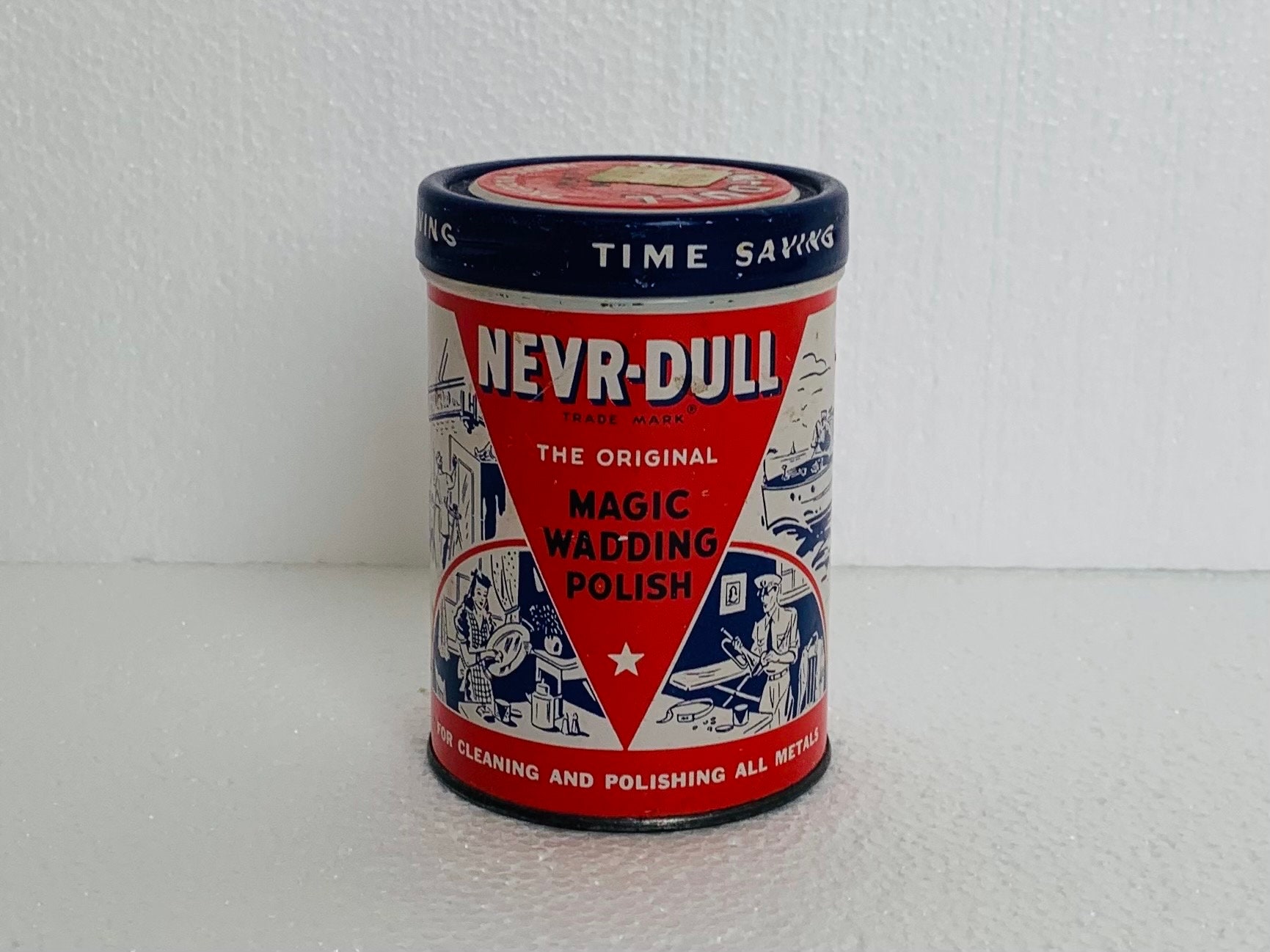 1941 VINTAGE NEVR-DULL NEVER-DULL Magic Wadding Polish Tin Can