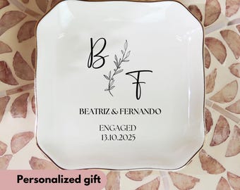 Custom Engagement Ring Dish Ceramic Engaged Ring Tray For Mr and Mrs Gift Personalized Trinket Dish For Wedding Date Jewelry Dish With Name