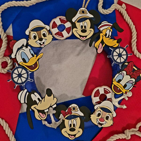 Disney Cruise wreath