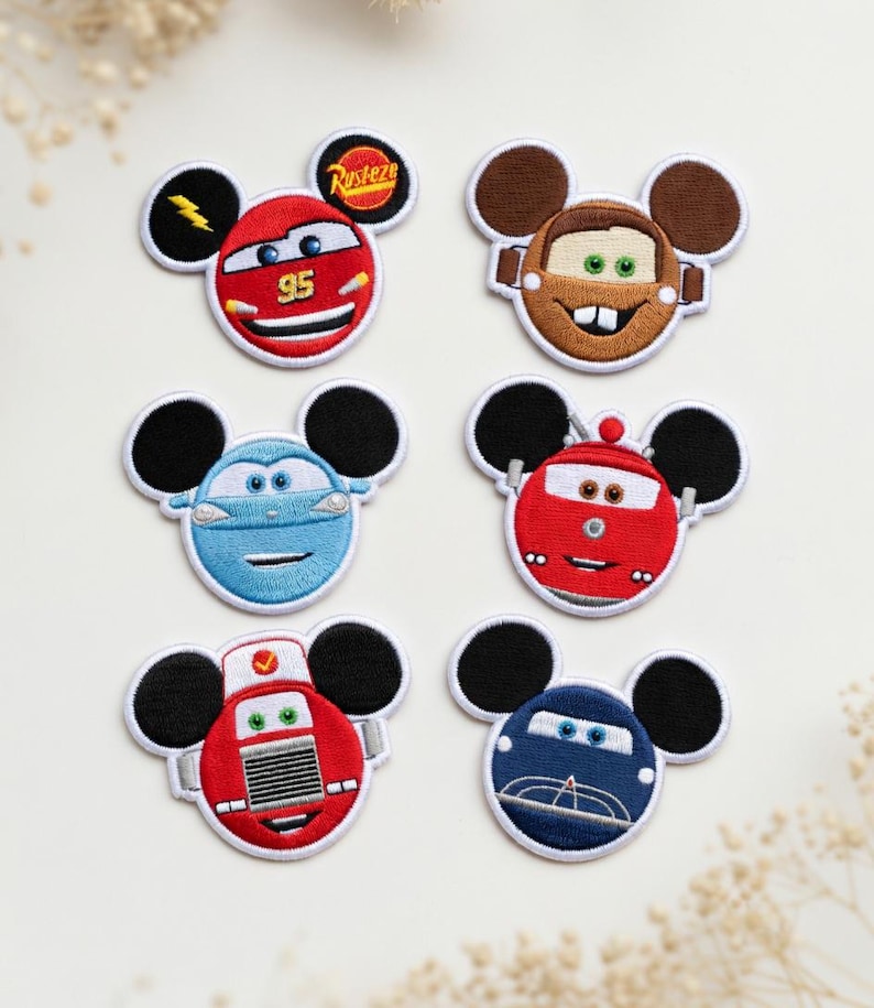 Parches bordados de orejas de Mickey de Disney Pixar Cars - Rayo McQueen, Mater, Sally - Aplique para chaqueta, mochila o sombrero imagen 1