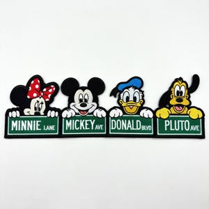 Mickey Minnie Donald Pluto Embroidered Patch Street Sign Style Iron On Sew On Applique Cartoon Character Patch Set Gift