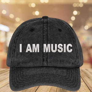 Gorra bordada "I Am Music Carti 2025", gorra de Playboi YVL, gorra de Opium Rolling Loud Live, gorra de regalo de vampiro, gorra de fan de la música EHN047.C