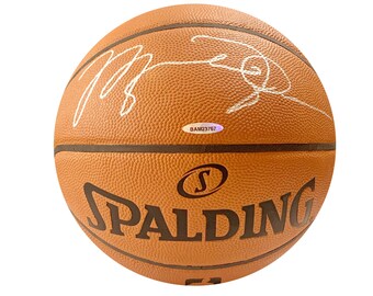 Pallacanestro Spalding ufficiale NBA autografata da Michael Jordan