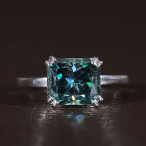 2.5 Carat East-West Radiant Green Moissanite Ring | Double Claw Prong Solitaire Ring | Modern Engagement & Wedding Ring Gift For Women