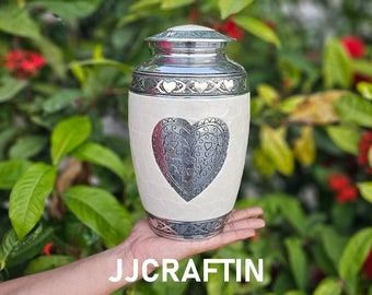 Silver Heart Cremation Urn For Human Ashes , Best Funeral Urns For Ashes