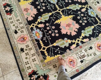 Handgefertigter Oushak Wollteppich, Türkischer Blumenteppich, Pastell Boho Decor