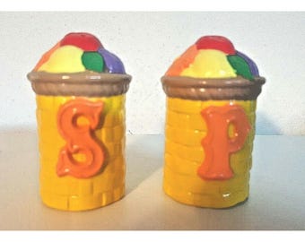 Vintage Ceramic Colorful Basket of Flowers Salt and Pepper Shakers