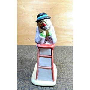 Flambro Emmett Kelly Jr, Clown Resting On A Stool, Weary Willie