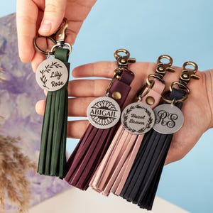Monogrammed leather tassel keychain, personalized modern tassel with keyring, custom monogrammed tassel keychain