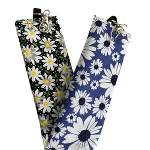 Daisy Dab Pen Holder~ Discreet way to take your PENJAMIN on the go and it floats too ~ Fits a variety of Pens~ Glasses + Foam Sleeve
