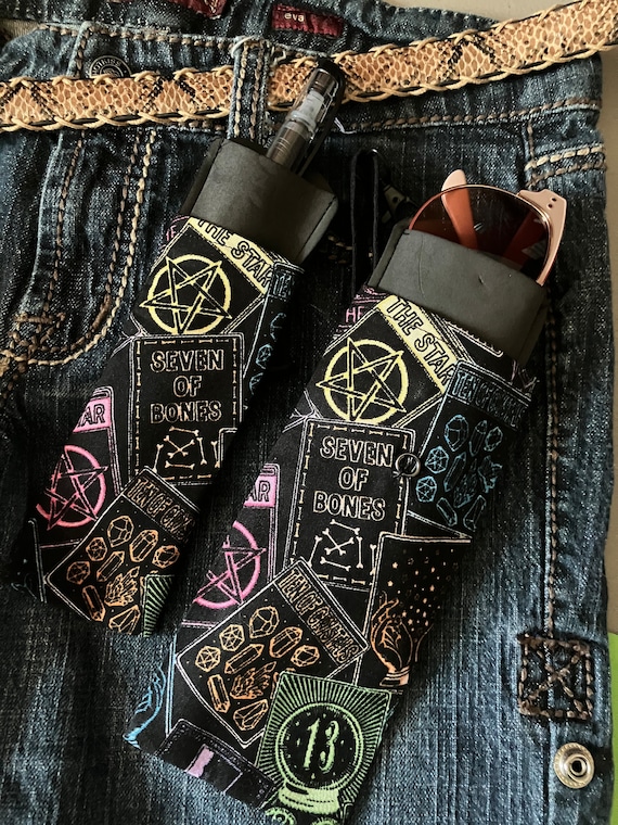 Tarot card Dab Pen Holder~ Discreet way to take your pen on the go and it floats too!! ~ Fits a variety of Pens~ Floating Glass Case