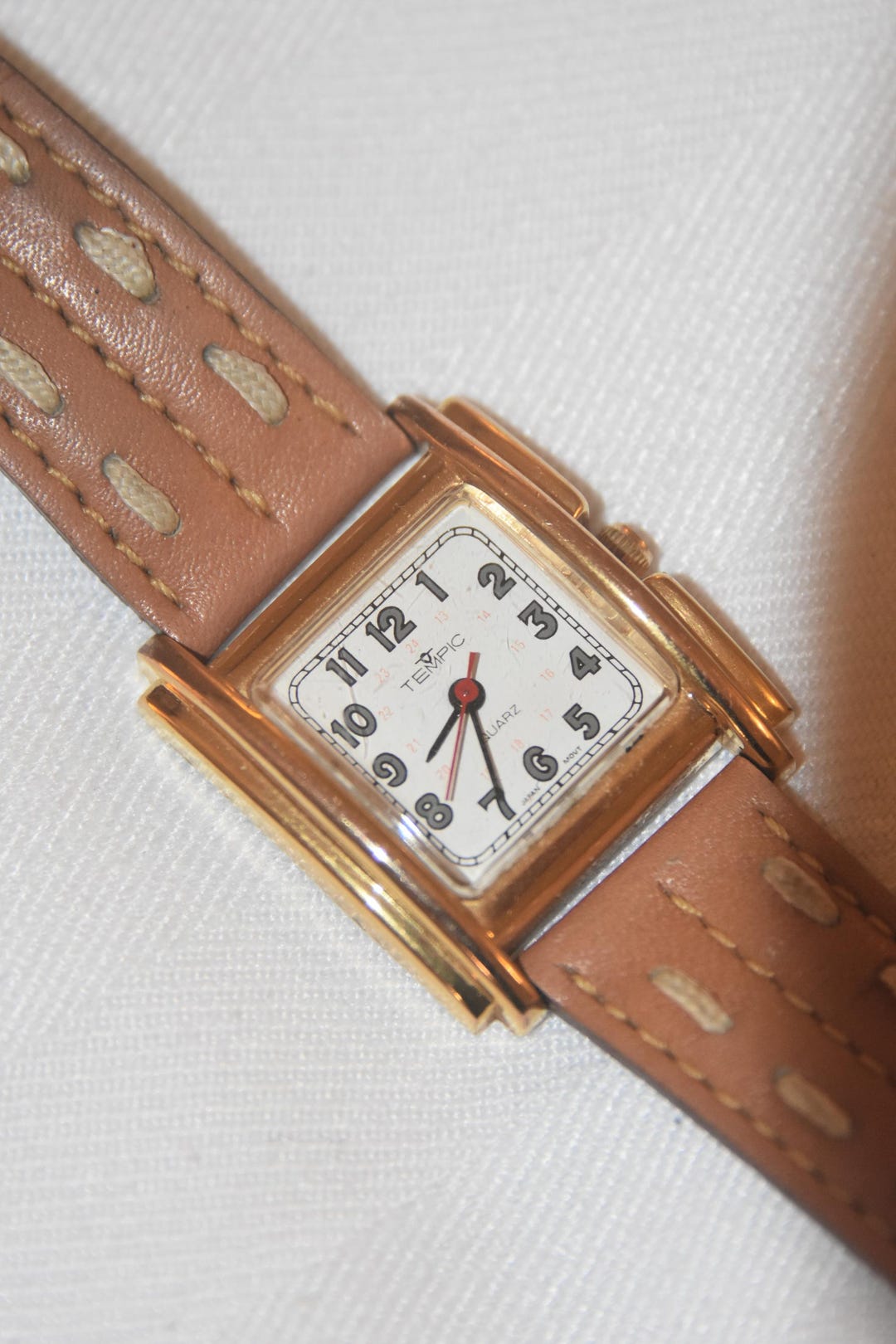 Vintage TEMPIC Quartz Ladies Tank Style Watch Japan Movement and