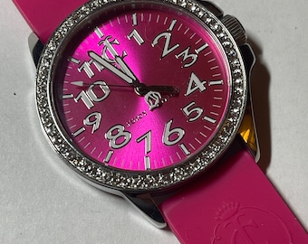 Vintage Limited Edition Gold Juicy Couture Charm Watch  display picture 1