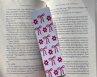 Marque-page romantique MIGNON avec ruban rose, impression recto-verso plastifiée 45 signets coquette personnalisés, cadeau pour les amateurs de livres