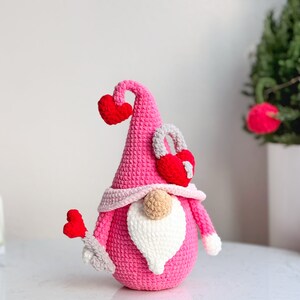 Love Couple Gnome Crochet Pattern, Valentine Crochet Pattern, Heart Crochet Pattern, Love Crochet Pattern image 3