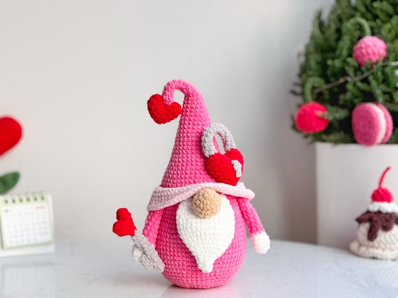 Love Couple Gnome Crochet Pattern, Valentine Crochet Pattern, Heart Crochet Pattern, Love Crochet Pattern image 3