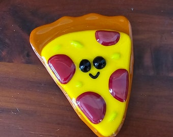 Fused glass pizza slice magnet w/face