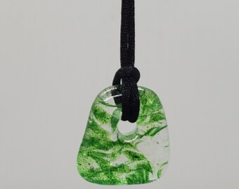 Grün / klar Fremont Glas Fusing-Glas Anhänger Halskette Glasmalerei
