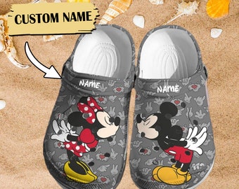 Benutzerdefinierte Name Cartoon Clogs, personalisierte romantische Maus Paar 3D Clog Schuhe, Sommer Vibe Strand Urlaub Reise Geburtstagsgeschenk für Kind