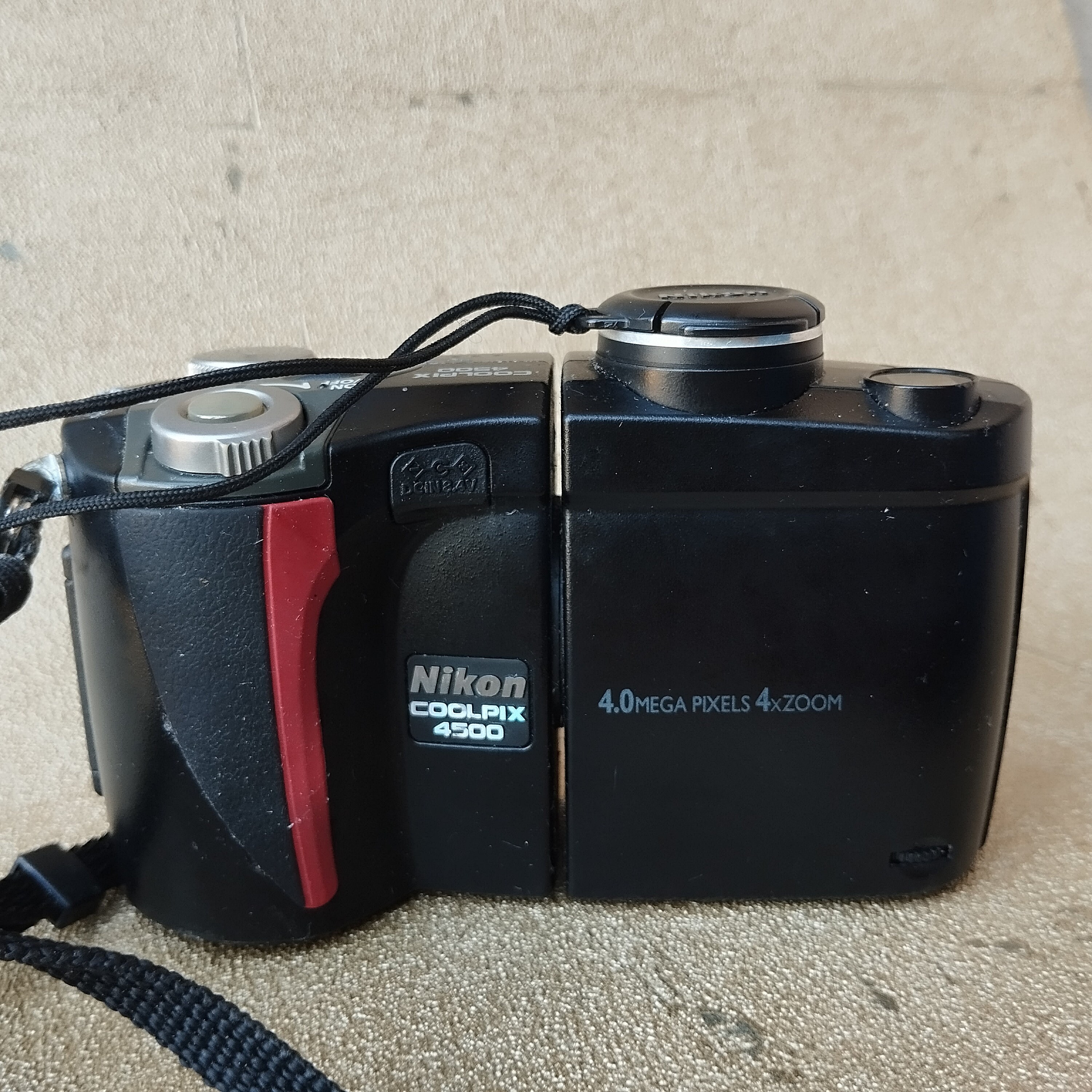 Rare True Vintage Retro Japanese Nikon Coolpix 4500 1st