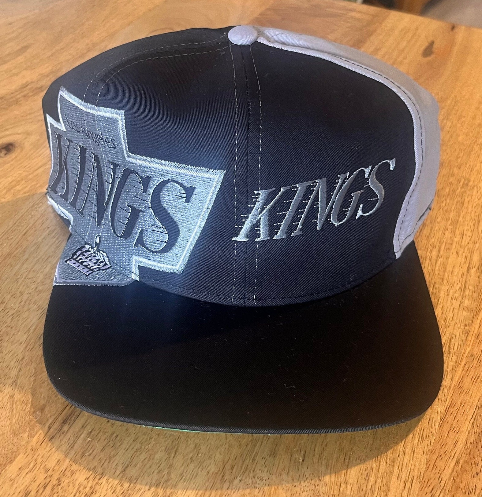 Vintage NHL LA Kings Pinstripe Starter Hat NWT Rare!