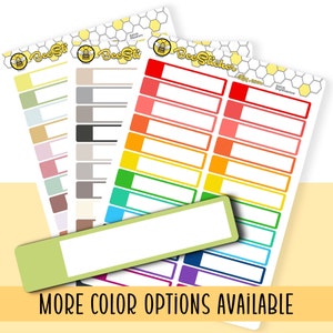 Puede incluir: Etiquetas de Bee Sticker con espacios en blanco para escribir. Las etiquetas son de varios colores, incluyendo rojo, naranja, amarillo, verde, azul, morado y rosa. Las etiquetas están dispuestas en filas y columnas sobre un fondo blanco. El texto "Bee Sticker" está impreso en la parte superior de las etiquetas. El texto "Más opciones de color disponibles" está impreso en la parte inferior de la imagen.