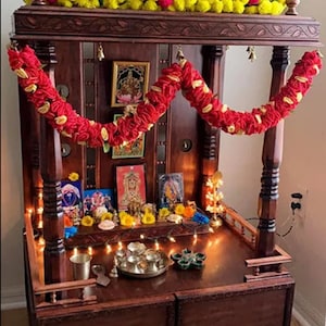 Traditioneller hölzerner Haustempel Pujaa mandir Handgefertigter 55 '' großer hölzerner Tempel, Mandir Temple Pooja Mandir für Haus mit Tür poja mandir Bild 1