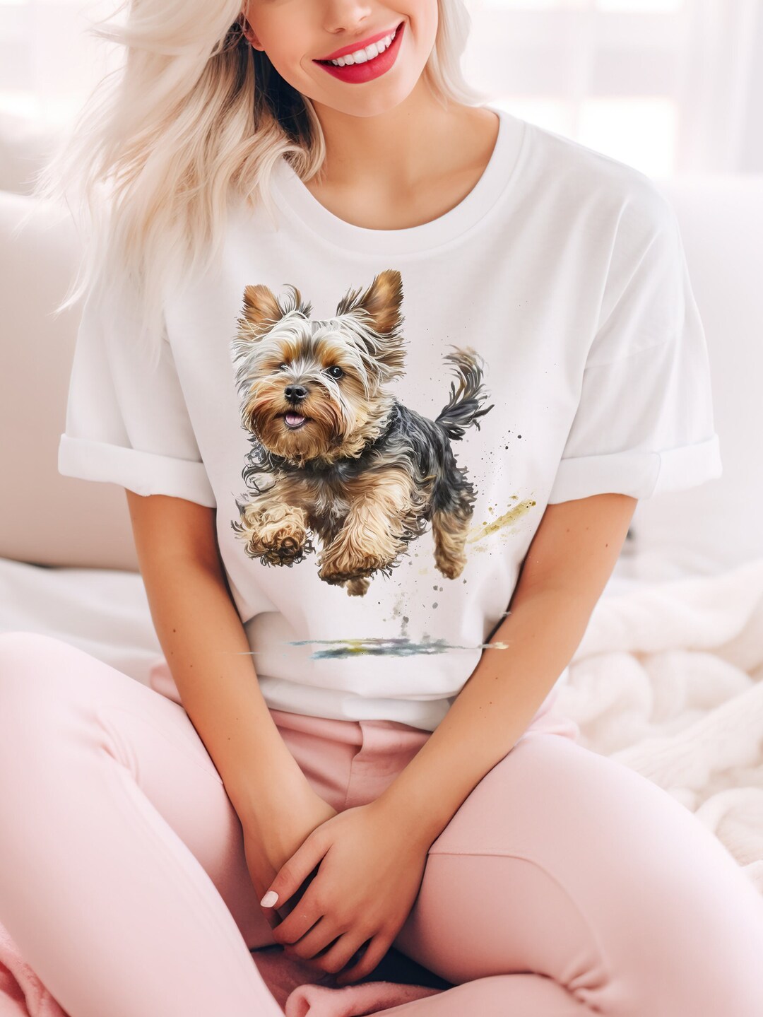 Immagini divertenti per cani – Yorkshire Terrier con amico nel negozio di caffè, regalo per gli appassionati di cani e gli amanti dei cani, divertenti, senza cornice : Generisch