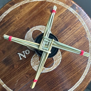 Brigid&#39;s Cross - Handcrafted Imbolc Wheat Stalk