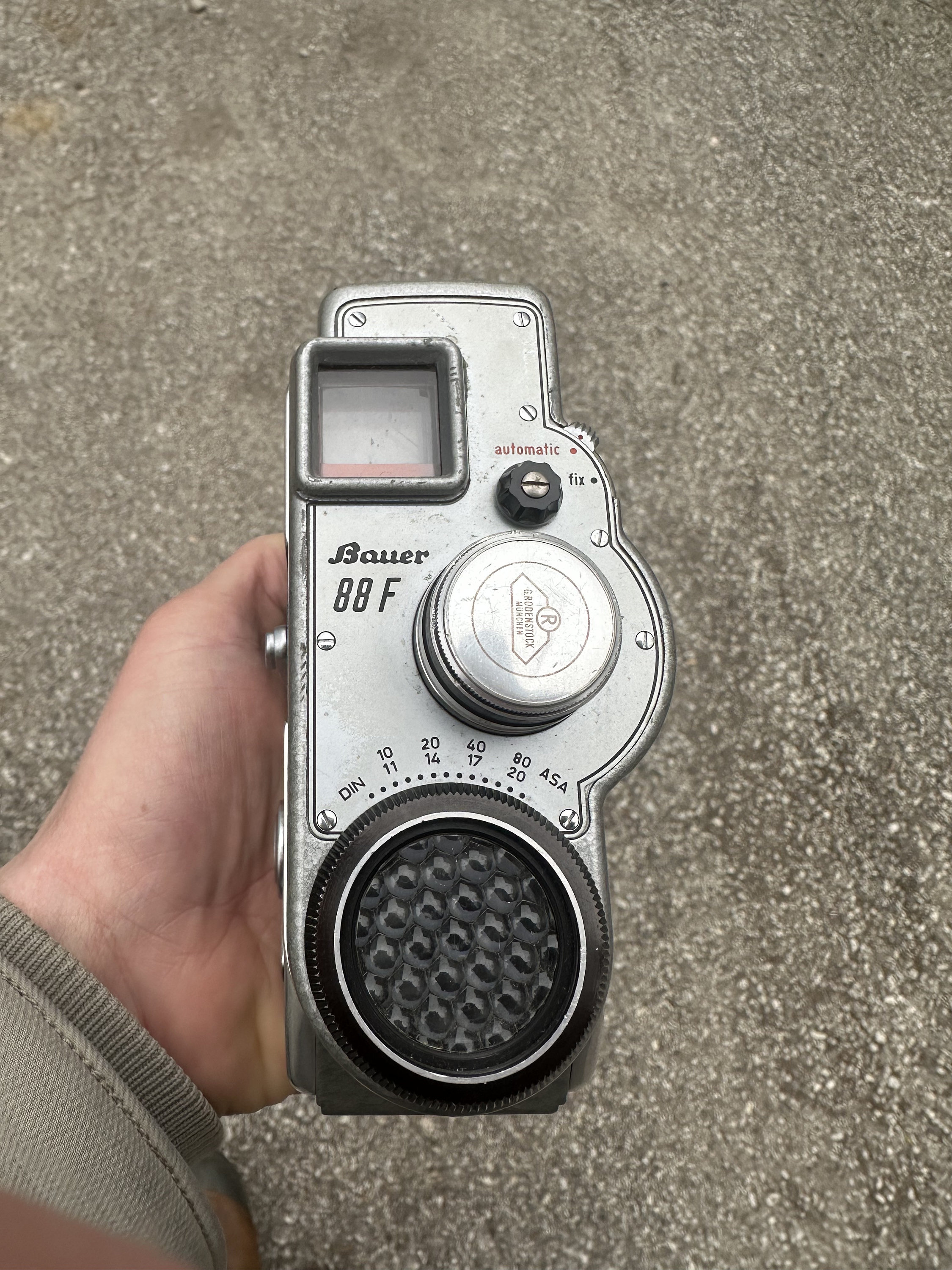 868744_4