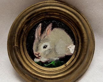 Pequeña pintura al óleo ORIGINAL, retrato de conejo en miniatura en marco de estilo vintage hecho a mano, marco antiguo redondo, 9 cm