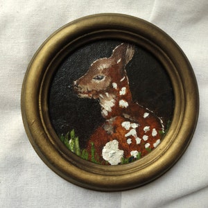 Vintage framed fawn portrait, small original fawn painting, fawn oil painting, 5.52 pouces