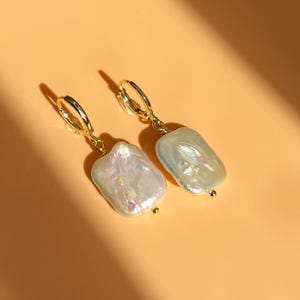 Rectangular Pearl Earrings for Bridesmaid Beach Wedding Jewelry for Bride Coastal Wedding Earrings Pearl Bridal Earrings Minimalist Jewelry