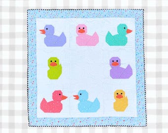 Ducky Derby-quilt FPP-patroon | Afgewerkte maat: 42 x 42 inch | Digitale download