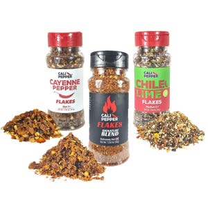 Cali Pepper Flakes 3-Pack – Signature Blend "Extremely Hot " + Everyday Favorites "Free Shipping"